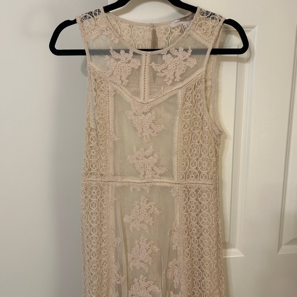 Elegant Sheer Lace Boho Maxi Dress or Beach Coverup in Cream - Picture 4 of 4